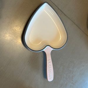 New pink  Le Creuset heart shaped pan